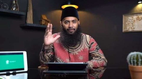 Ustadz Dr. Syafiq Riza Basalamah M.A